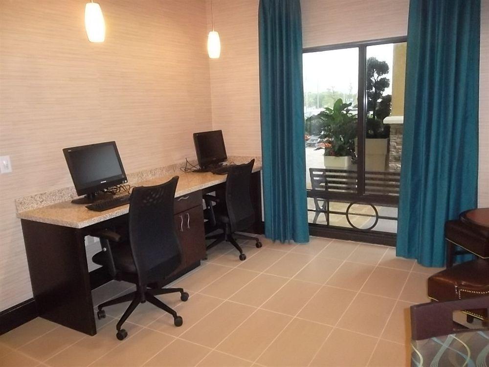 Holiday Inn Express Hotel & Suites Orlando East-Ucf Area By Ihg Alafaya Exterior foto